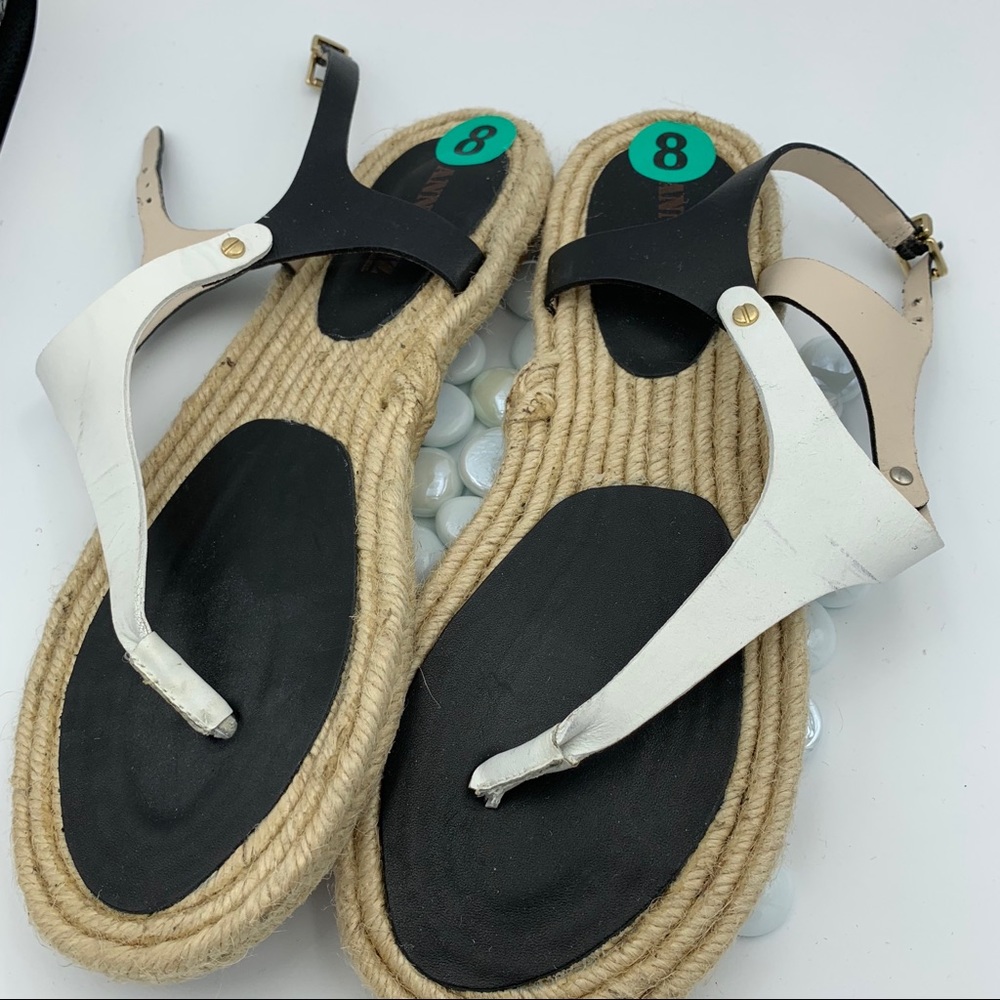 New Ana Luz thing sandal Size 8
